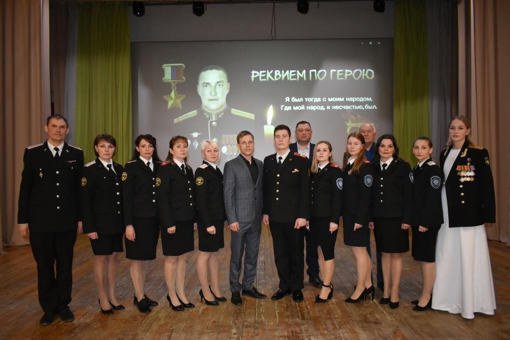 В день девятой годовщины Крымской весны ижемцам рассказали о жизни и подвиге Героя России Владимира Носова.