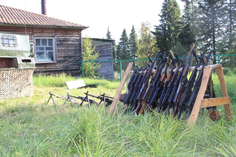 В кадетской школе прошел первый в новом учебном году полевой военно-тактический выход.