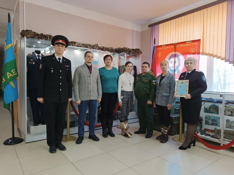 Делегация республиканского военного комиссариата посетила кадетскую школу имени Героя России Владимира Носова.